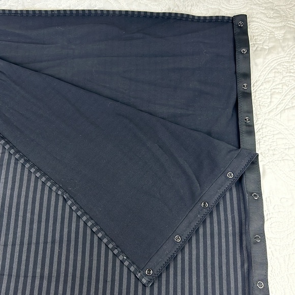 Lululemon striped Vinyasa scarf - one size - Picture 3 of 3